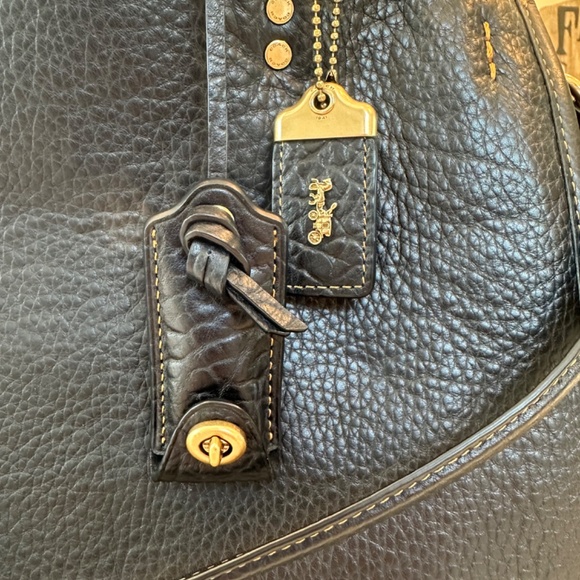 Coach 1941 FIRST GENERATION Black Rogue Bag With Lovk and Key ***NEW*** - Picture 7 of 13